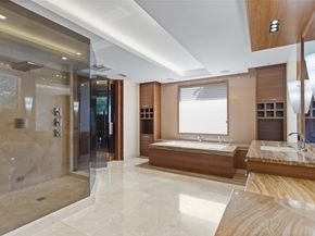 1585 Victoria Isle Way, Weston FL 33327