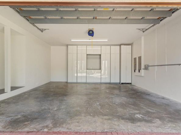 1585 Victoria Isle Way, Weston FL 33327