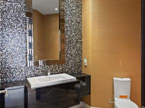 1585 Victoria Isle Way, Weston FL 33327