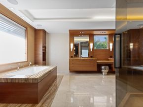 1585 Victoria Isle Way, Weston FL 33327