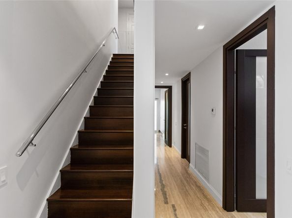 1585 Victoria Isle Way, Weston FL 33327