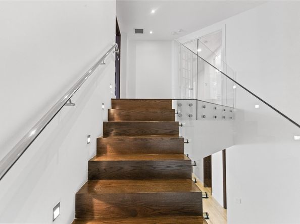 1585 Victoria Isle Way, Weston FL 33327