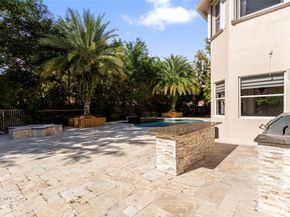 1585 Victoria Isle Way, Weston FL 33327