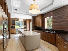 1585 Victoria Isle Way, Weston FL 33327