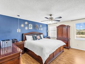 1336 SW 181st Ave, Pembroke Pines FL 33029