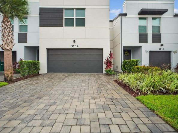 5709 Mentmore Drive, West Palm Beach FL 33407