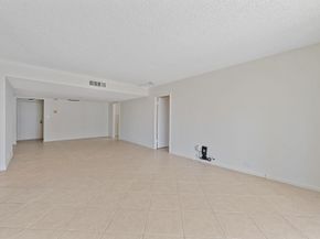 1208 Marine Way 105, North Palm Beach FL 33408