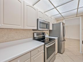 1208 Marine Way 105, North Palm Beach FL 33408