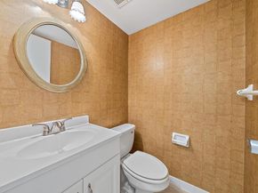 1208 Marine Way 105, North Palm Beach FL 33408