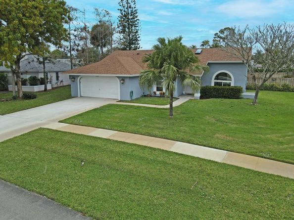1068 Northumberland Court, Wellington FL 33414