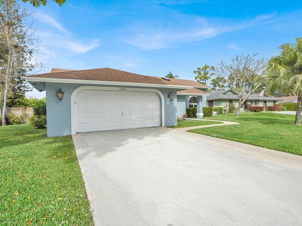 1068 Northumberland Court, Wellington FL 33414