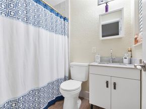 1800 NE 24th Ave, Pompano Beach FL 33062