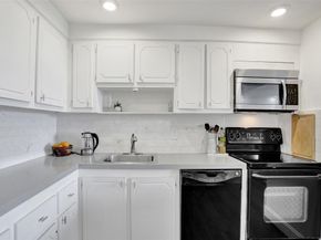 13499 Biscayne Blvd 610, North Miami FL 33181