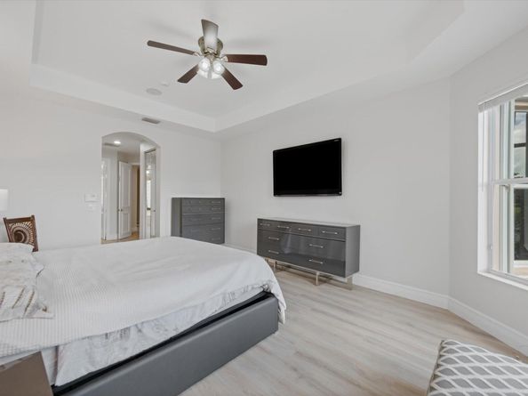 10870 Royal Devon Way, Lake Worth FL 33449