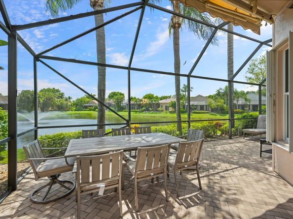 10870 Royal Devon Way, Lake Worth FL 33449