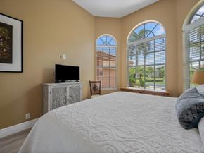 10870 Royal Devon Way, Lake Worth FL 33449