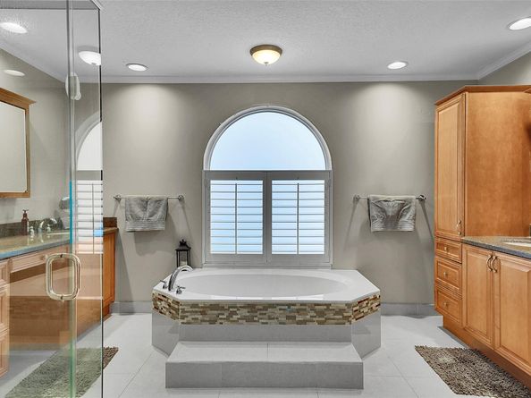 4983 NW 107th Ave, Coral Springs FL 33076