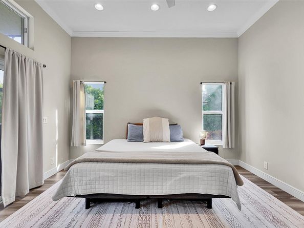 4983 NW 107th Ave, Coral Springs FL 33076