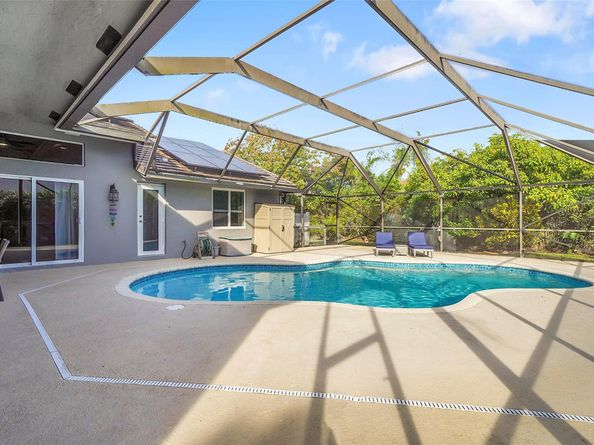 4983 NW 107th Ave, Coral Springs FL 33076