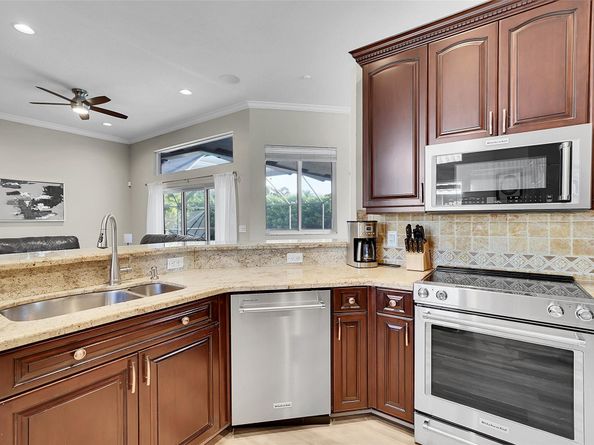 4983 NW 107th Ave, Coral Springs FL 33076