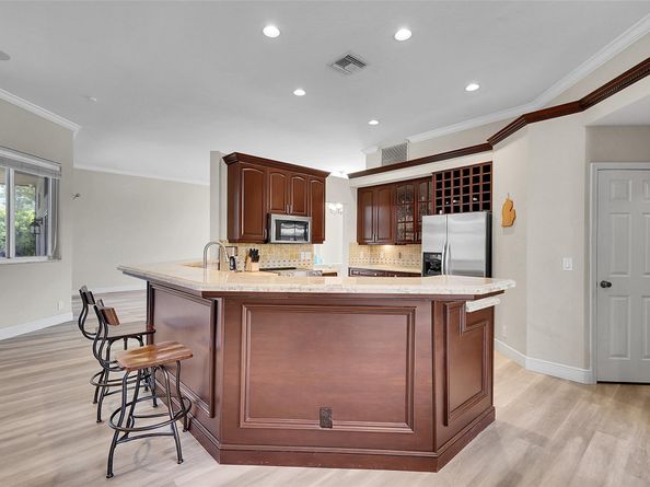 4983 NW 107th Ave, Coral Springs FL 33076