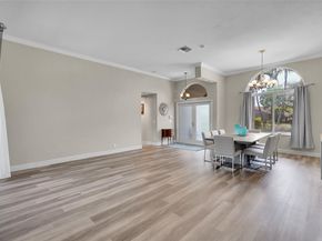 4983 NW 107th Ave, Coral Springs FL 33076