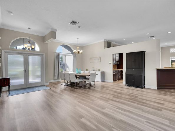 4983 NW 107th Ave, Coral Springs FL 33076