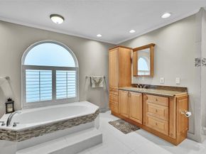 4983 NW 107th Ave, Coral Springs FL 33076