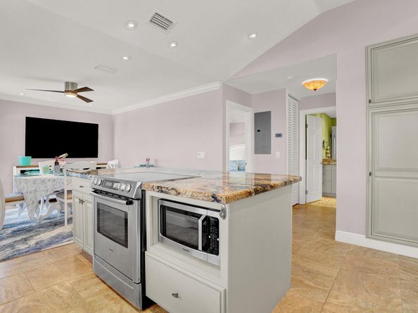 622 Ocean Dunes Circle, Jupiter FL 33477