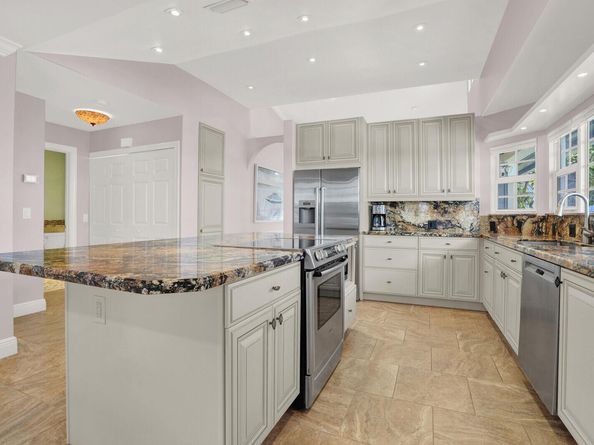 622 Ocean Dunes Circle, Jupiter FL 33477