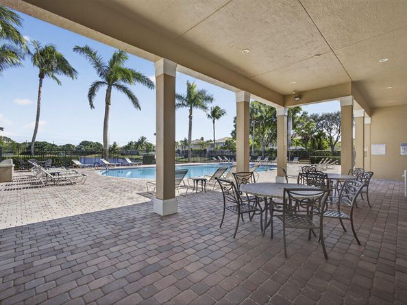 11061 Laurel Walk Road, Wellington FL 33449