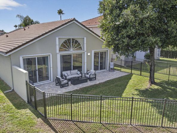 11061 Laurel Walk Road, Wellington FL 33449