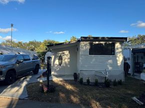 39 Palm Drive, Palm Springs FL 33461