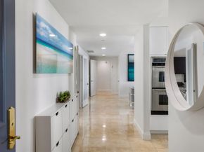 550 SE Mizner Boulevard B402, Boca Raton FL 33432