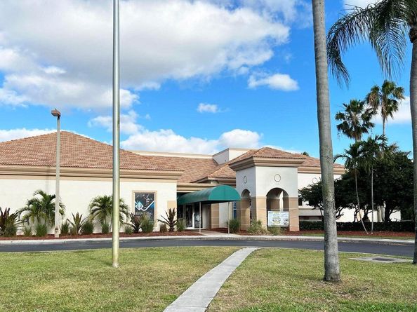 6267 Sand Hills Circle, Lake Worth FL 33463