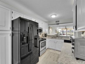 6008 Coral Lake Dr 108, Margate FL 33063