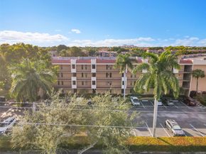 6008 Coral Lake Dr 108, Margate FL 33063