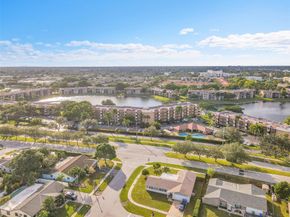 6008 Coral Lake Dr 108, Margate FL 33063