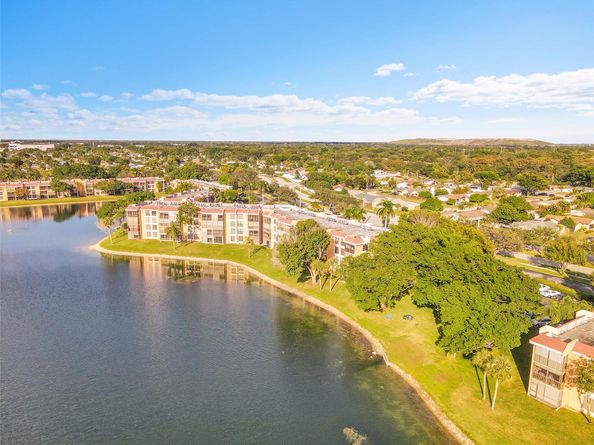 6008 Coral Lake Dr 108, Margate FL 33063