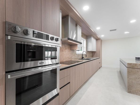 1380 SW 1st Street, Boca Raton FL 33486