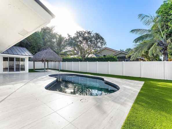 1380 SW 1st Street, Boca Raton FL 33486