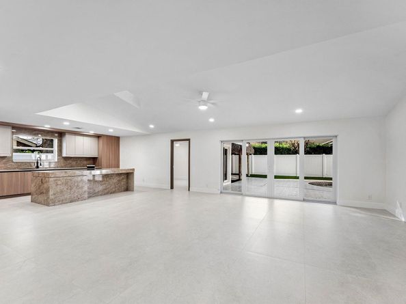 1380 SW 1st Street, Boca Raton FL 33486