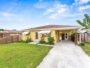 1084 James Road, Lake Worth FL 33462