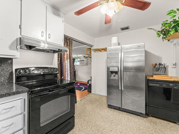 1084 James Road, Lake Worth FL 33462