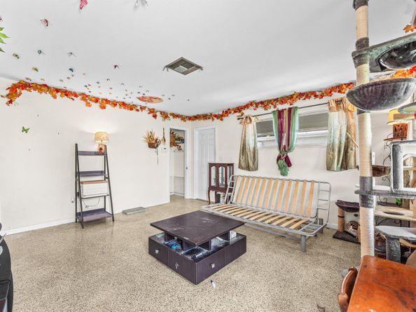 1084 James Road, Lake Worth FL 33462