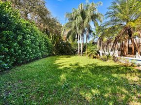 11350 NW 1st Pl, Coral Springs FL 33071
