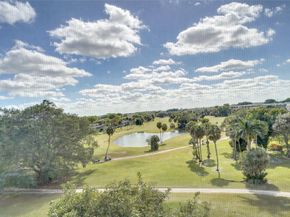 4114 W Palm Aire Dr 146B, Pompano Beach FL 33069