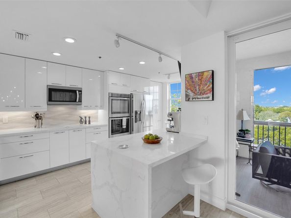 4114 W Palm Aire Dr 146B, Pompano Beach FL 33069