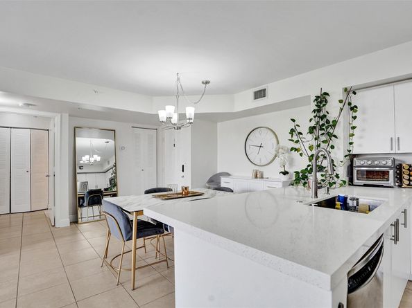 2163 Renaissance Blvd 204, Miramar FL 33025