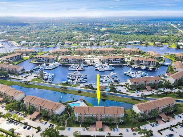 601 Seafarer Circle 301, Jupiter FL 33477